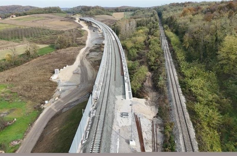 Zaprešić - grad-zapresic.com - Gospodarstvo - Gradilište željezničke pruge na dionici Križevci - Koprivnica - državna granica. U promet pušteni novi kilometri kolosijeka