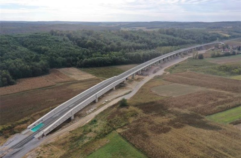 Zaprešić - grad-zapresic.com - Gospodarstvo - Gradilište željezničke pruge na dionici Križevci - Koprivnica - državna granica. U promet pušteni novi kilometri kolosijeka