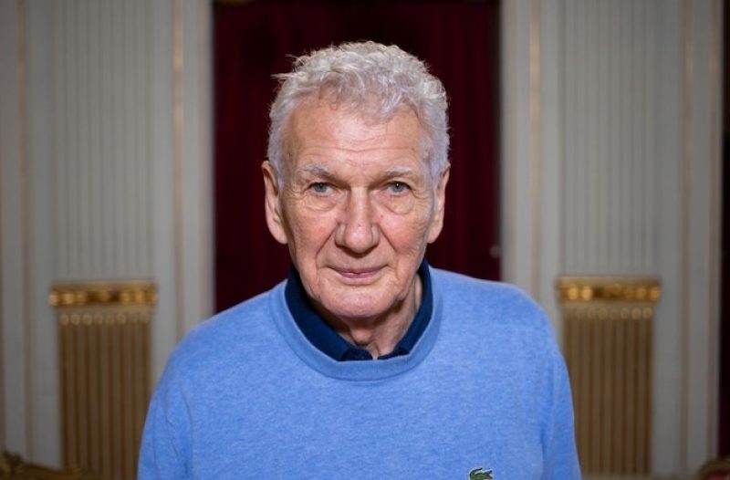 Zaprešić - grad-zapresic.com - Kultura - Enes Kišević u ArtCaffeu: „Poezija se ne piše – ona se živi“