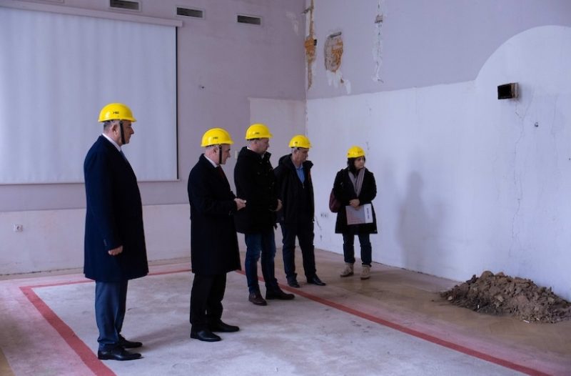 Zaprešić - grad-zapresic.com - Zanimljivosti - Počinju radovi na cjelovitoj obnovi zgrade Sveučilišta u Zagrebu i Pravnoga fakulteta