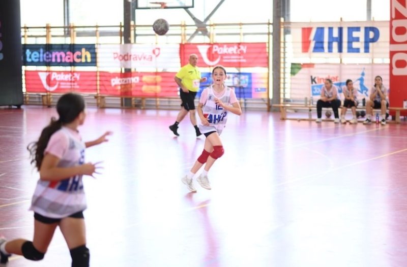 Zaprešić - grad-zapresic.com, Sport - Ekipa Barakuci najbolja na rukometnom turniru u Rugvici