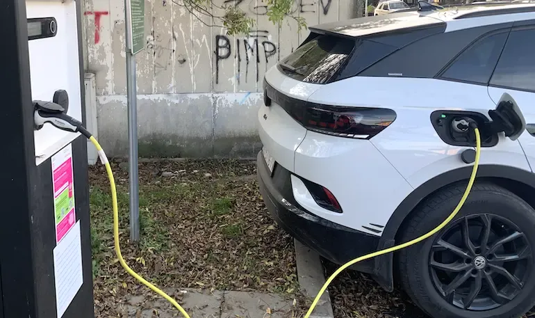 Punionica elektricni auto ONE